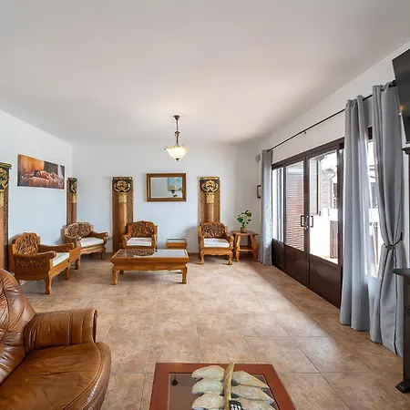 Aretina's Lanzarote Retreat *